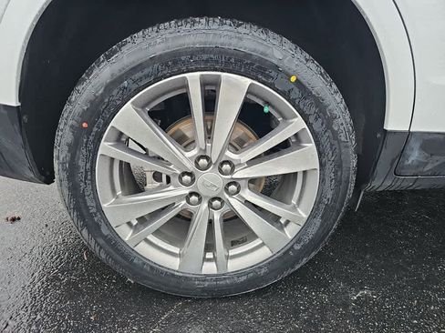 Used 2024 Cadillac XT5 Premium Luxury image 10