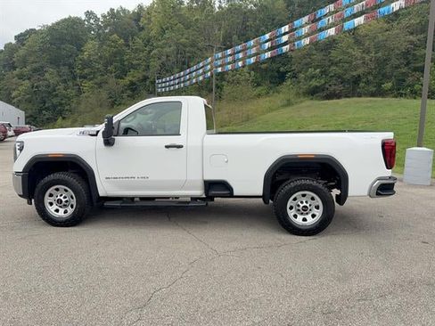Used 2024 GMC Sierra 3500 Pro AWD/4WD image 8