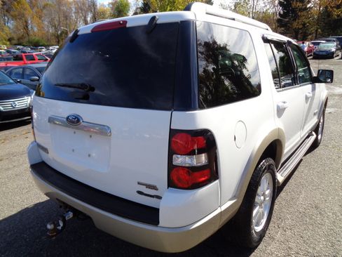 Used 2007 Ford Explorer Eddie Bauer image 5
