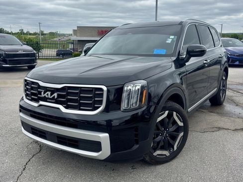 Used 2025 Kia Telluride S AWD/4WD image 1