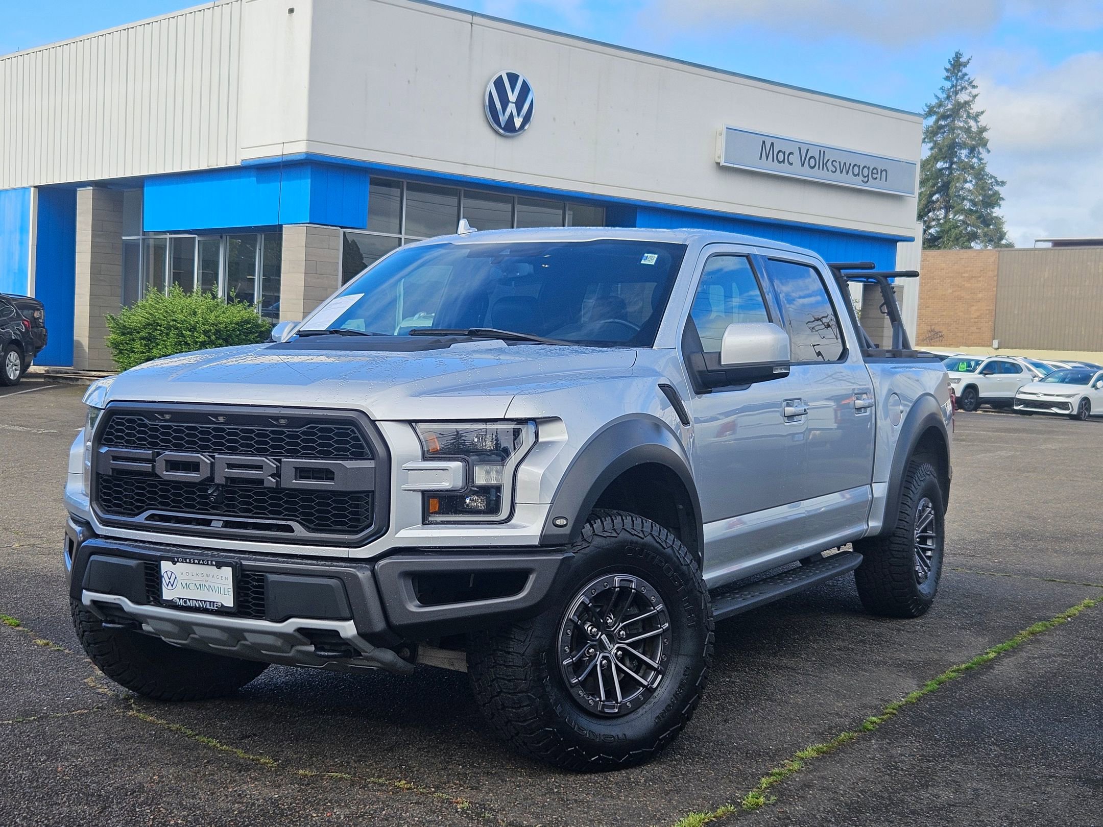 Used 2019 Ford F150 Raptor w/ Equipment Group 802A Luxury AWD/4WD image 1