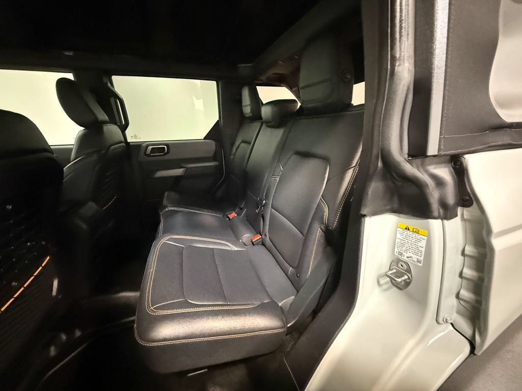 Used 2023 Ford Bronco Badlands AWD/4WD image 8