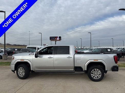 Used 2022 GMC Sierra 2500 Denali w/ Denali Ultimate Package image 3