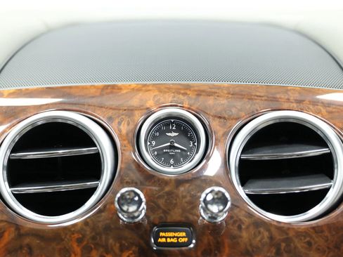 Used 2016 Bentley Continental GT V8 S image 29