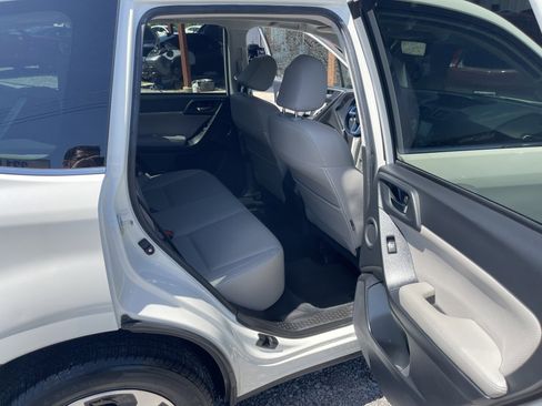 Used 2018 Subaru Forester 2.5i Limited AWD/4WD image 14