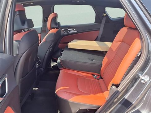 New 2025 Kia Sportage SX Prestige image 18