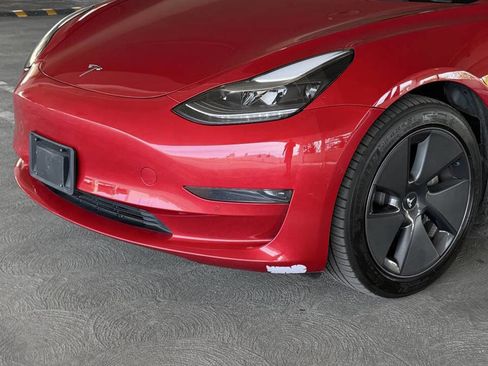 Used 2022 Tesla Model 3 image 9