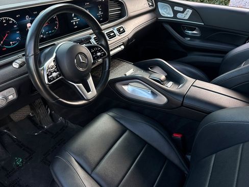 Certified 2022 Mercedes-Benz GLS 450 4MATIC image 6