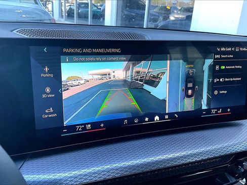 Certified 2025 BMW 330i Sedan image 28