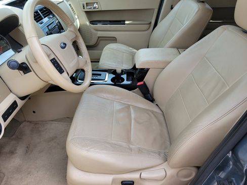 Used 2012 Ford Escape Limited image 3