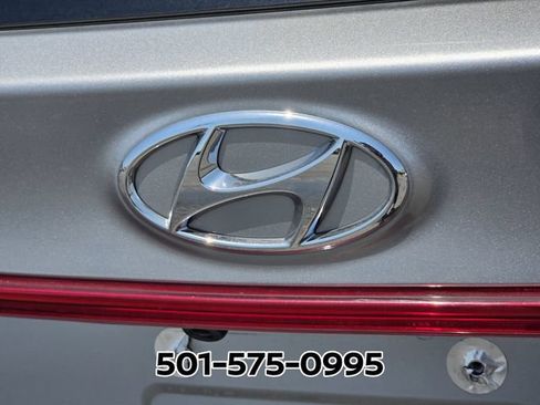 Used 2023 Hyundai Santa Fe SE FWD image 9