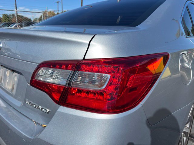 Used 2018 Subaru Legacy 2.5i Limited AWD/4WD image 11
