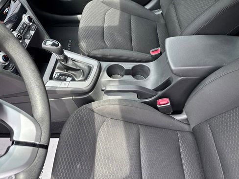 Used 2020 Hyundai Elantra SE w/ Cargo Package (C1) FWD image 26