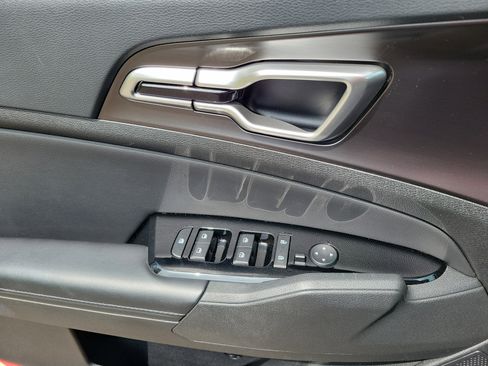 Used 2023 Kia Sportage EX FWD image 20