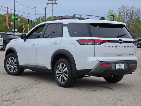 New 2026 Nissan Pathfinder SL AWD/4WD image 12
