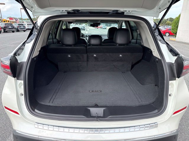 Used 2024 Nissan Murano SV AWD/4WD image 9
