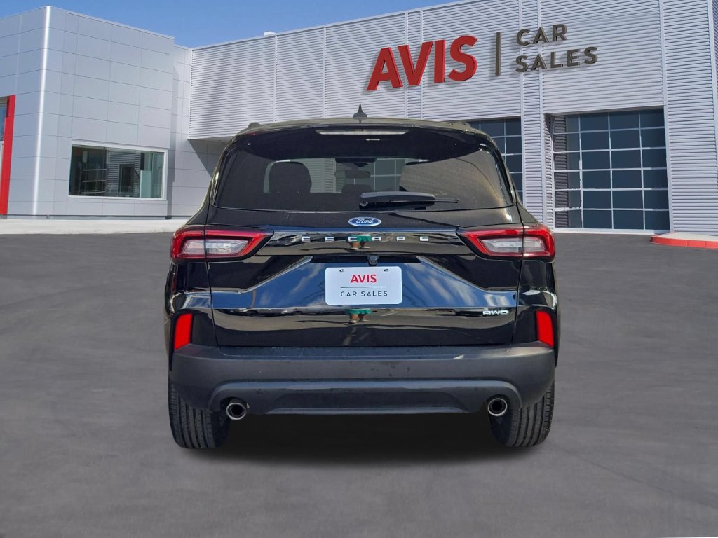 Used 2025 Ford Escape ST-Line AWD/4WD image 7