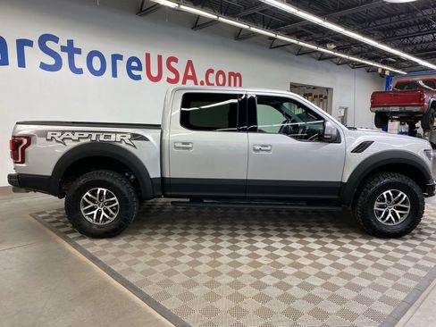 Used 2018 Ford F150 Raptor w/ Equipment Group 802A Luxury AWD/4WD image 10