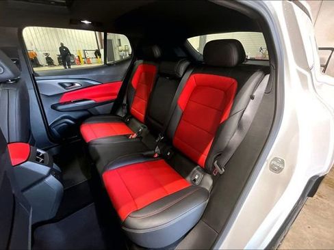 New 2025 Chevrolet Equinox EV RS w/ Active Safety Package 3 AWD/4WD image 11