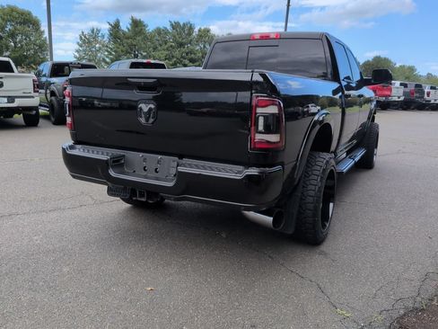 Used 2021 RAM 2500 Laramie w/ Night Edition AWD/4WD image 7