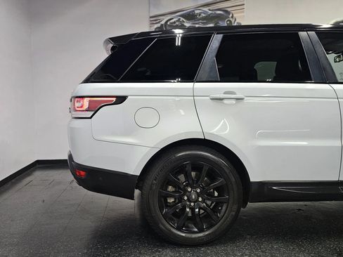 Used 2015 Land Rover Range Rover Sport HSE AWD/4WD image 17