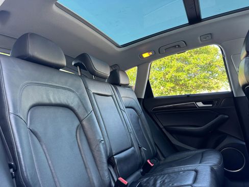 Used 2014 Audi Q5 3.0T Prestige AWD/4WD image 29