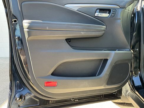 Used 2022 Honda Pilot Special Edition image 11