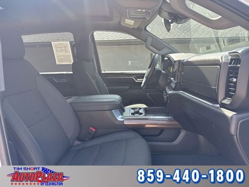Used 2025 Chevrolet Silverado 3500 LT w/ Convenience Package AWD/4WD image 28