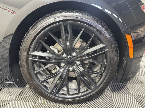 Used 2022 Chevrolet Camaro LT RWD image 13