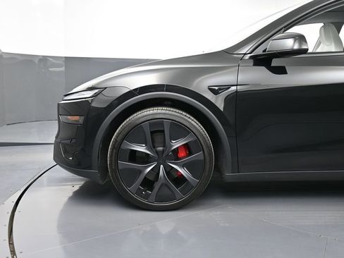 Used 2026 Tesla Model Y Performance AWD/4WD image 12