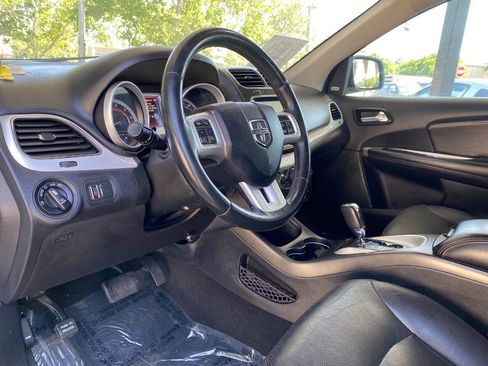 Used 2019 Dodge Journey GT AWD/4WD image 29