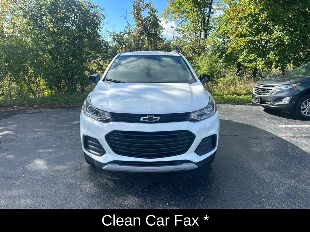 Used 2018 Chevrolet Trax LT w/ Redline Edition AWD/4WD image 2