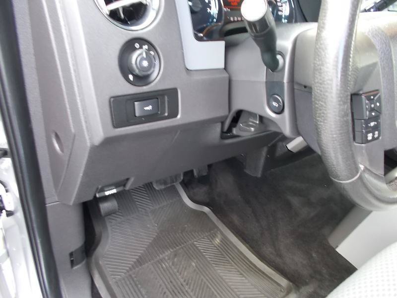 Used 2011 Ford F150 XLT w/ XLT Chrome Pkg RWD image 30