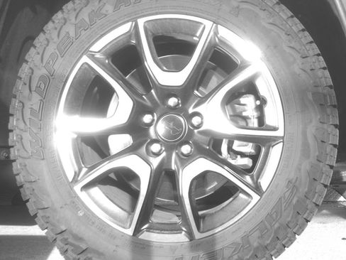 Used 2025 Jeep Compass Trailhawk AWD/4WD image 10