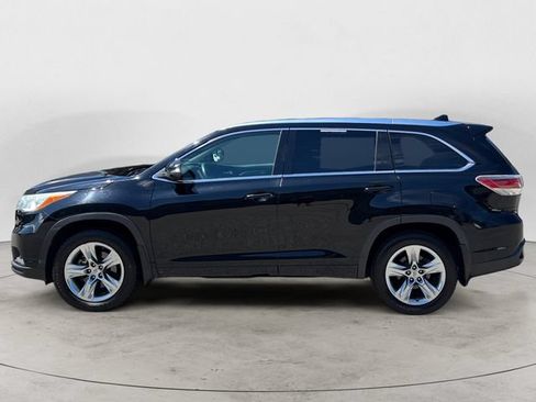 Used 2015 Toyota Highlander Limited w/ Driver Technology Package AWD/4WD image 8