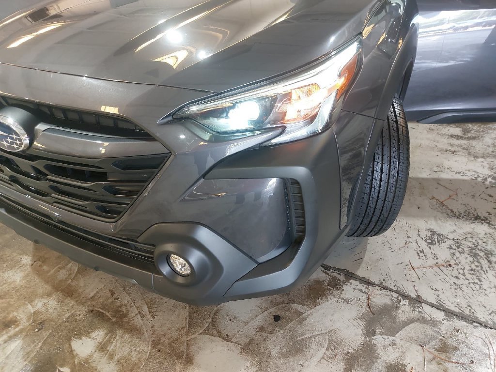 Used 2024 Subaru Outback Premium AWD/4WD image 29