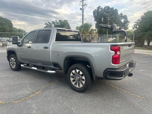 Used 2025 Chevrolet Silverado 2500 Custom w/ Custom Value Package AWD/4WD image 3