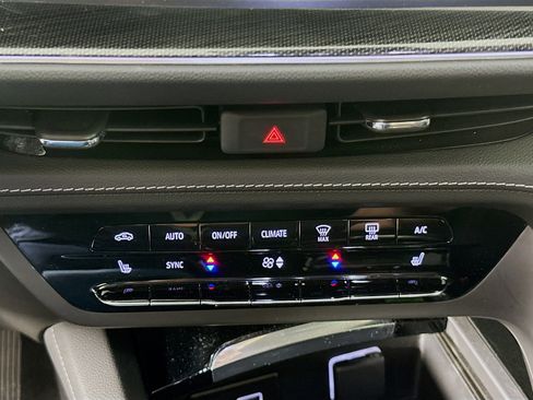 Used 2022 Buick Envision Preferred image 24