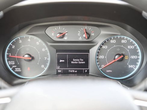 Used 2021 Chevrolet Equinox LS image 22