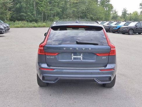Used 2024 Volvo XC60 B5 Plus w/ Protection Package Premier AWD/4WD image 6