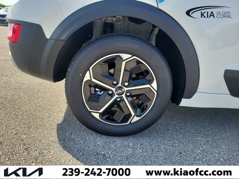 New 2026 Kia Niro LX FWD image 9
