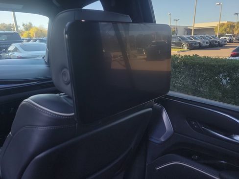 Used 2023 Cadillac Escalade V image 36
