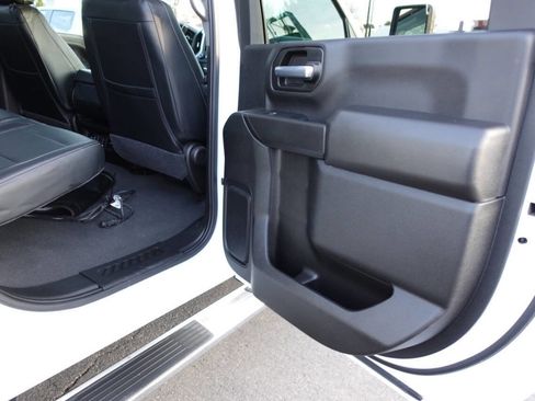 Used 2023 Chevrolet Silverado 2500 LT w/ Convenience Package image 28