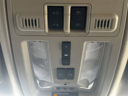 Used 2016 Cadillac SRX Luxury w/ Driver Awareness Package image 34