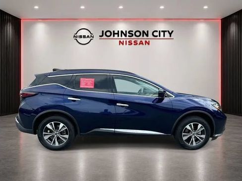 Used 2023 Nissan Murano SV FWD image 3