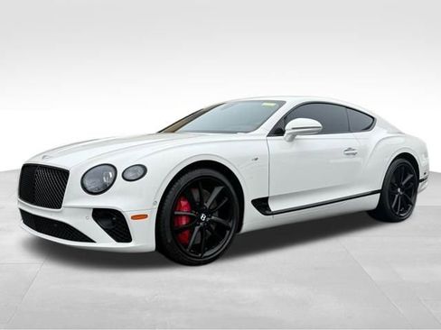 Used 2021 Bentley Continental GT image 3
