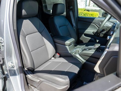 New 2026 GMC Canyon Elevation w/ Convenience Package image 9