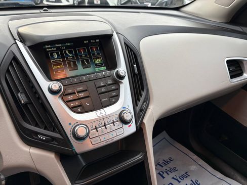 Used 2017 Chevrolet Equinox LS image 26