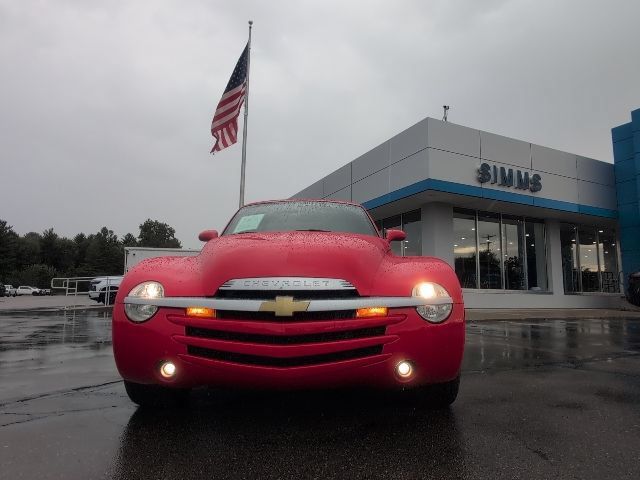 Used 2004 Chevrolet SSR w/ Preferred Equipment Group RWD image 10