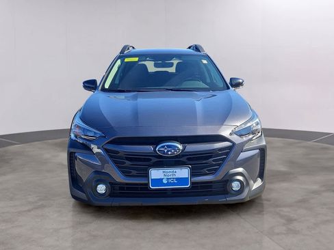 Used 2025 Subaru Outback Premium image 2